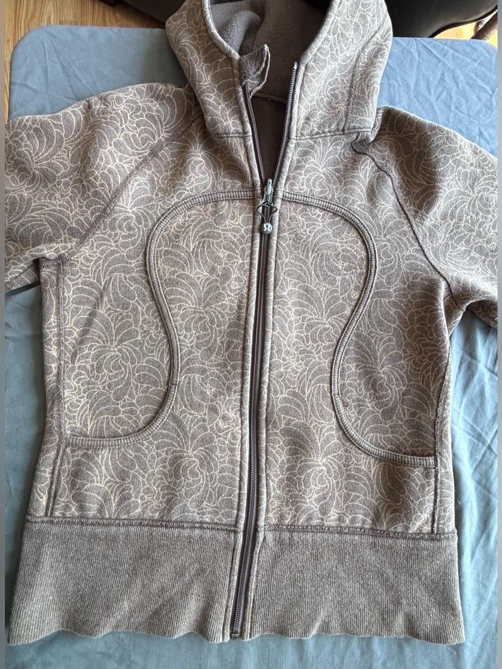 lululemon athletica Brown scuba Floral Full-Zip Hoodie